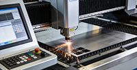 Laser cutting machine